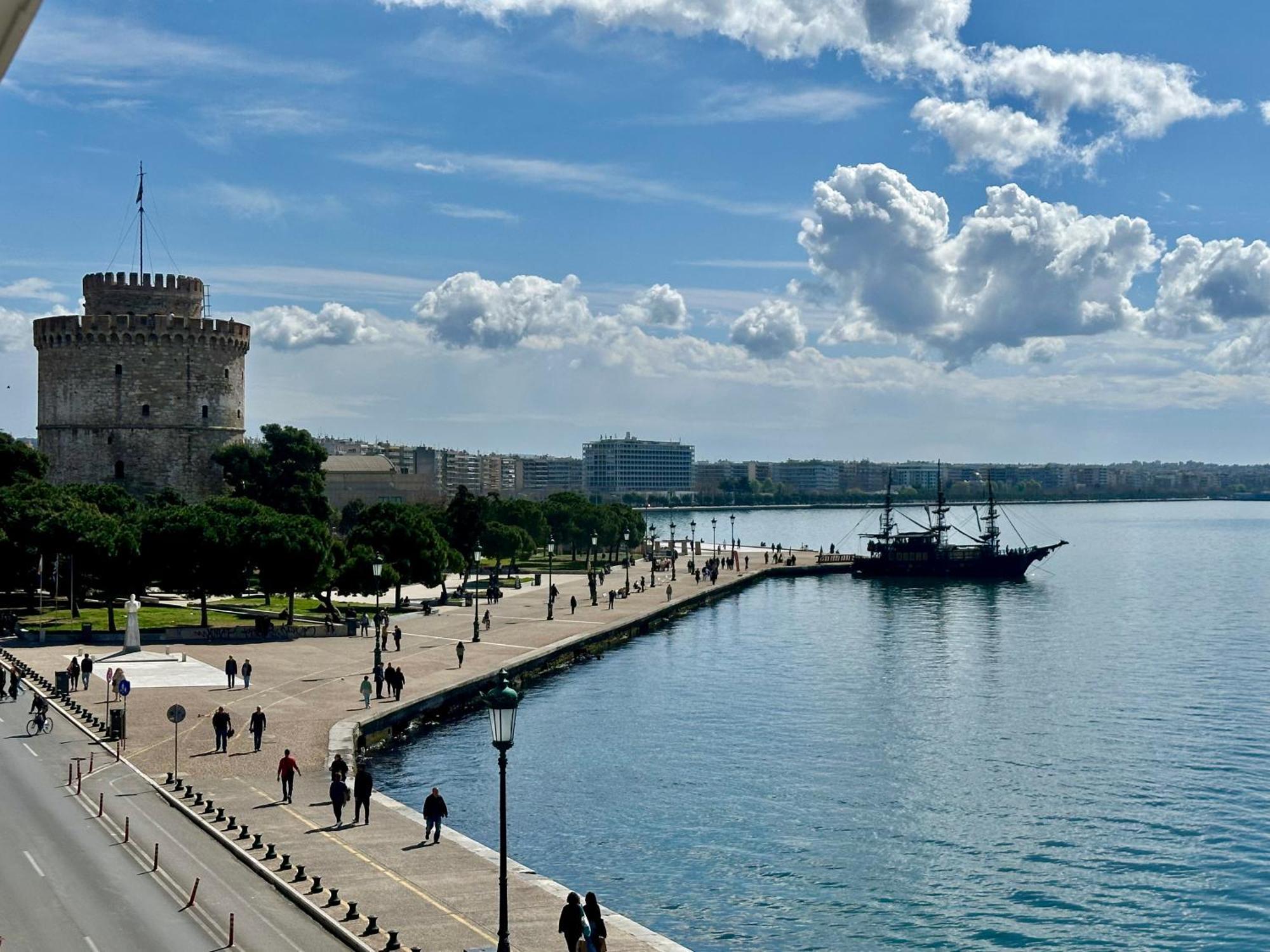 Infinity Sea View Apartment Thessaloníki Eksteriør bilde