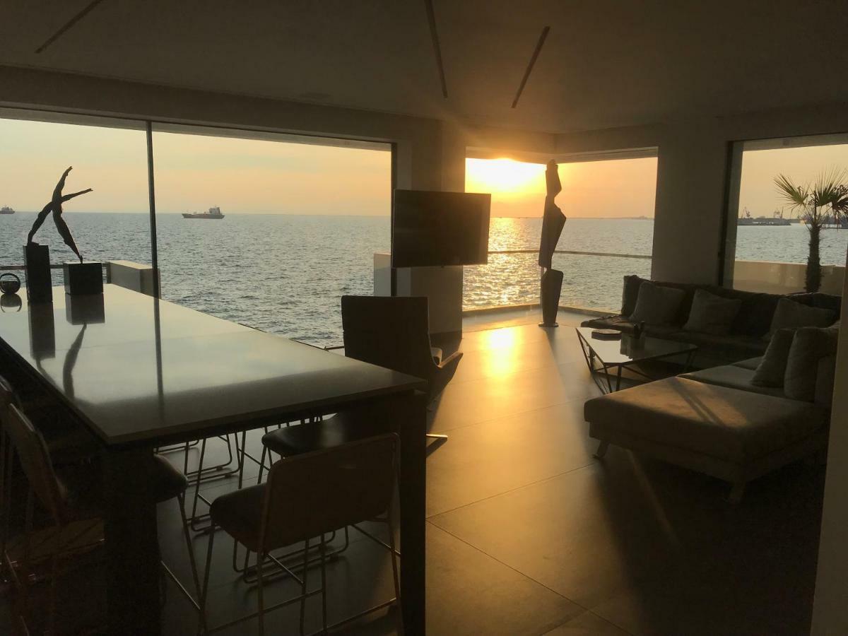 Infinity Sea View Apartment Thessaloníki Eksteriør bilde