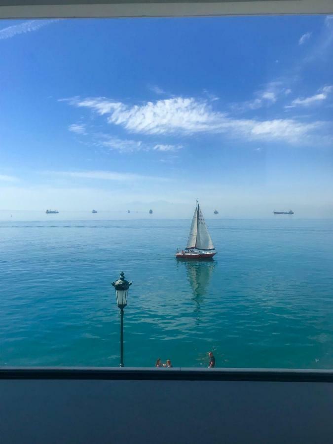 Infinity Sea View Apartment Thessaloníki Eksteriør bilde